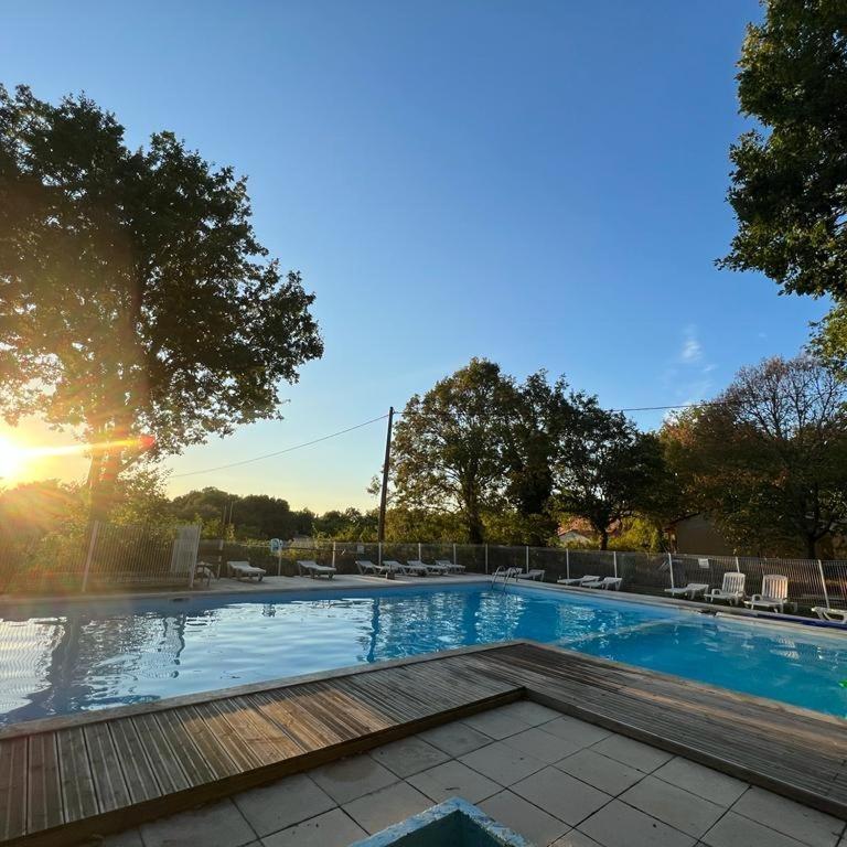 7-Gite-7 Personnes Au Coeur De La Nature /Piscine Saint-Aubin-de-Nabirat Zewnętrze zdjęcie